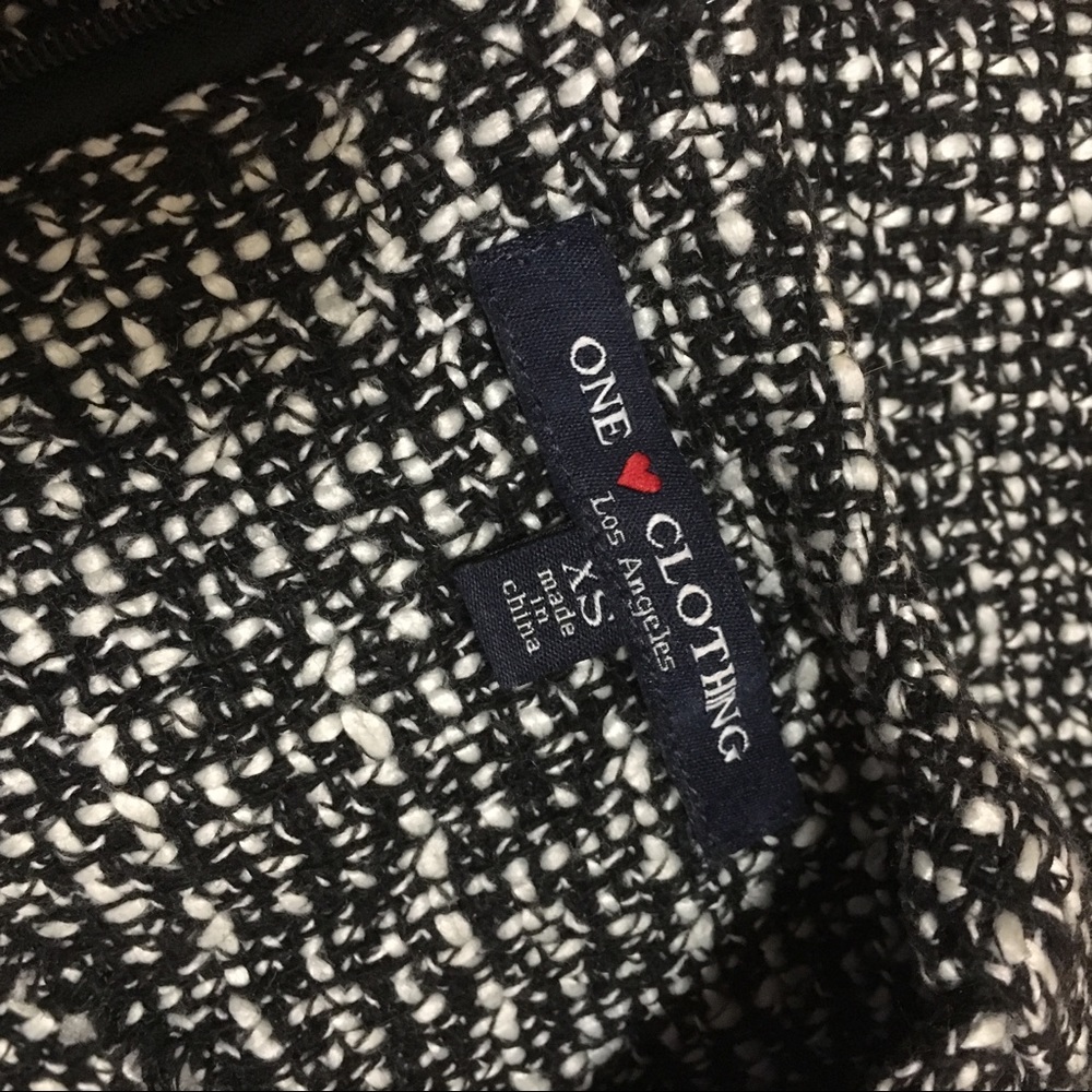 Gray Sheath Dress - Picture 2 of 5